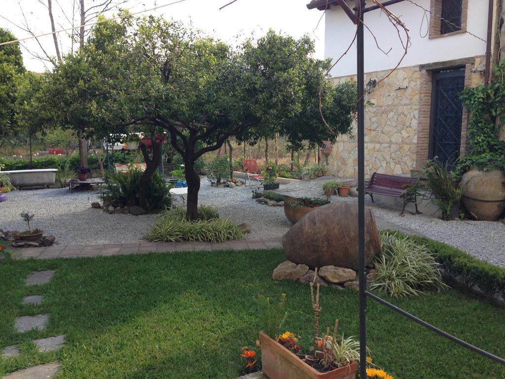 B&B Mar Tirreno Барселона-Поцо ди Гото Екстериор снимка